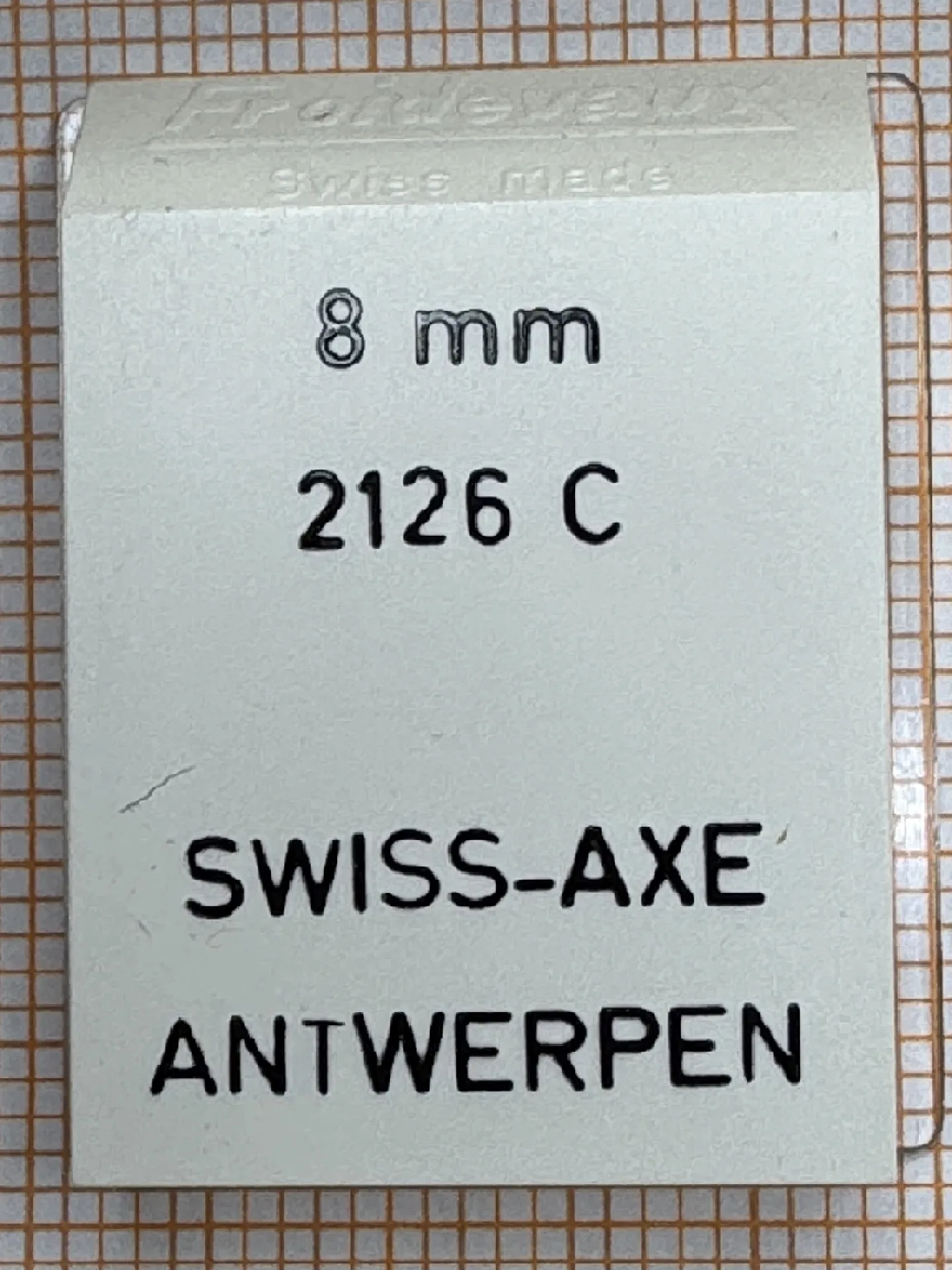 Swiss-Axe Uhrwerk-Achse Ersatz-Achse für Uhrwerke in Originalverpackung von Swiss-Axe.