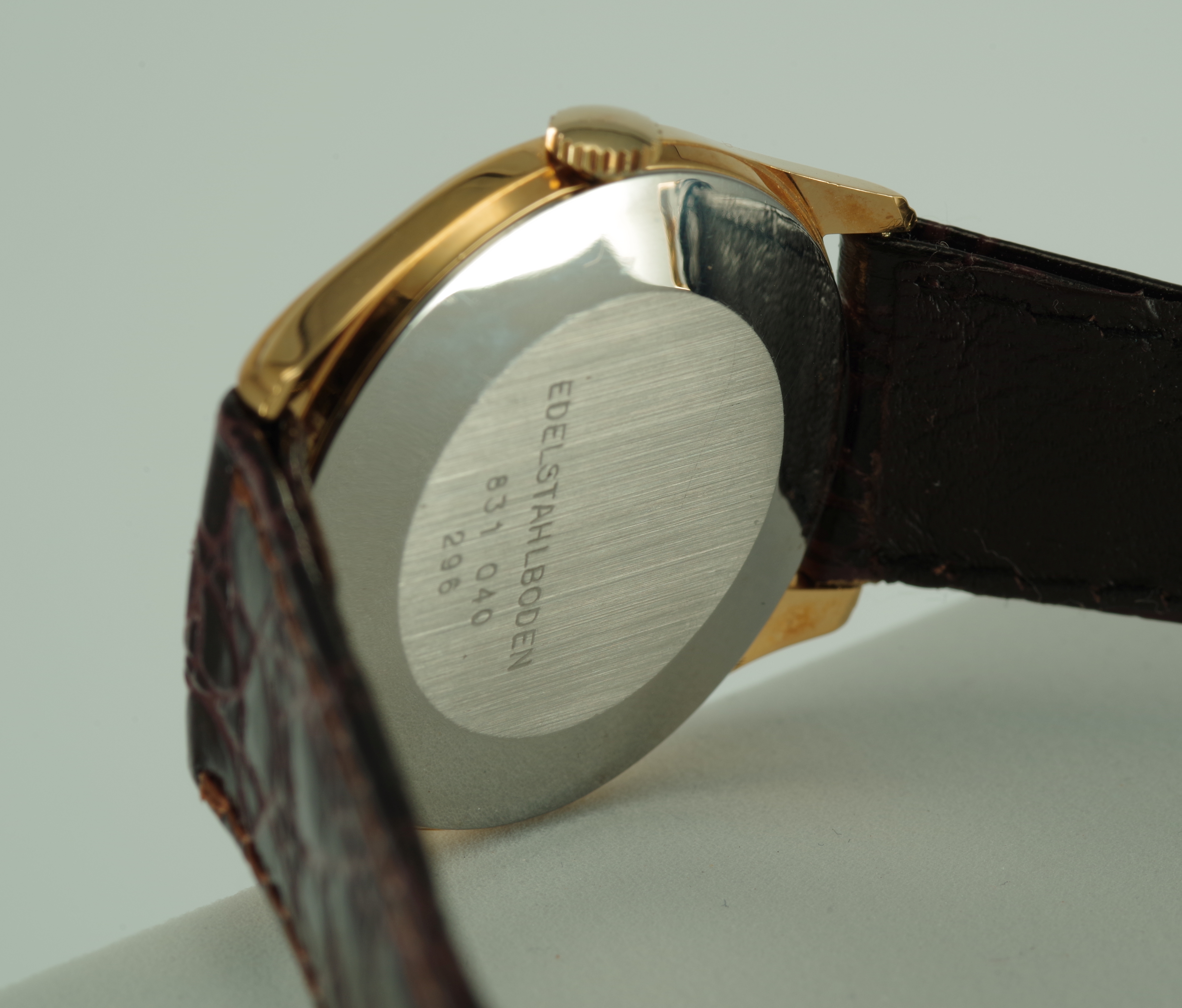 Dugena Vintage Handaufzug Unisex Datum bei 12 Uhr