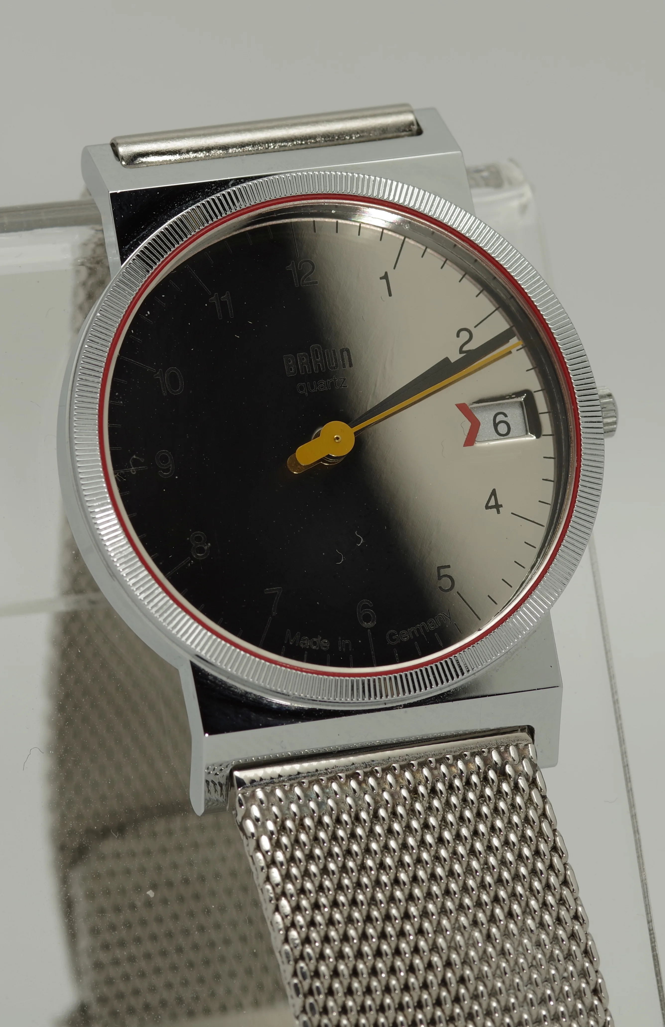 Braun Design Armbanduhr AW21 Ref. 3804 Quartz Rare Braun Design Armbanduhr AW21 Ref. 3804 Quartz Rare