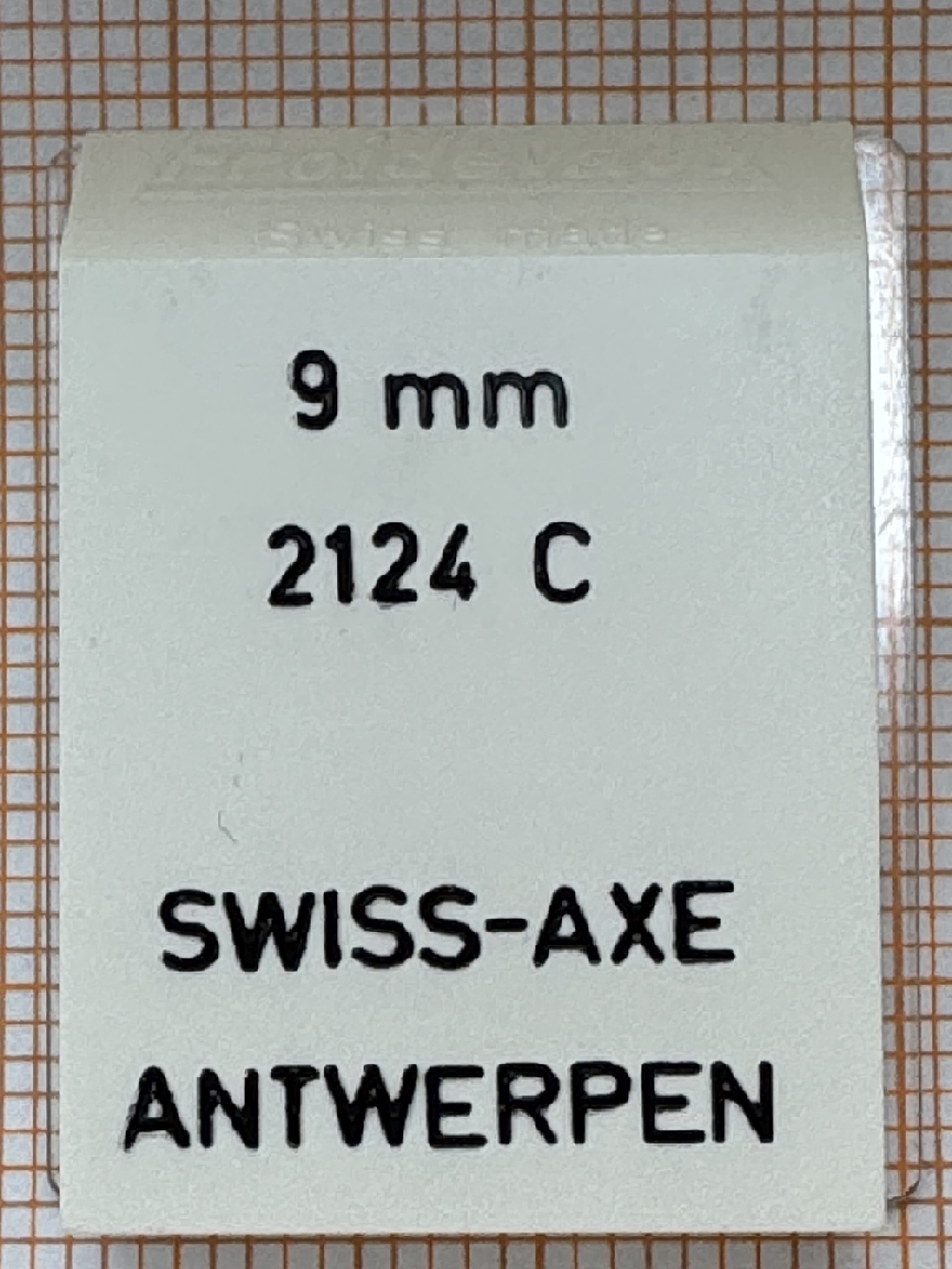 Ersatz-Uhrwerk Swiss-Axe 2124 C in Verpackung.