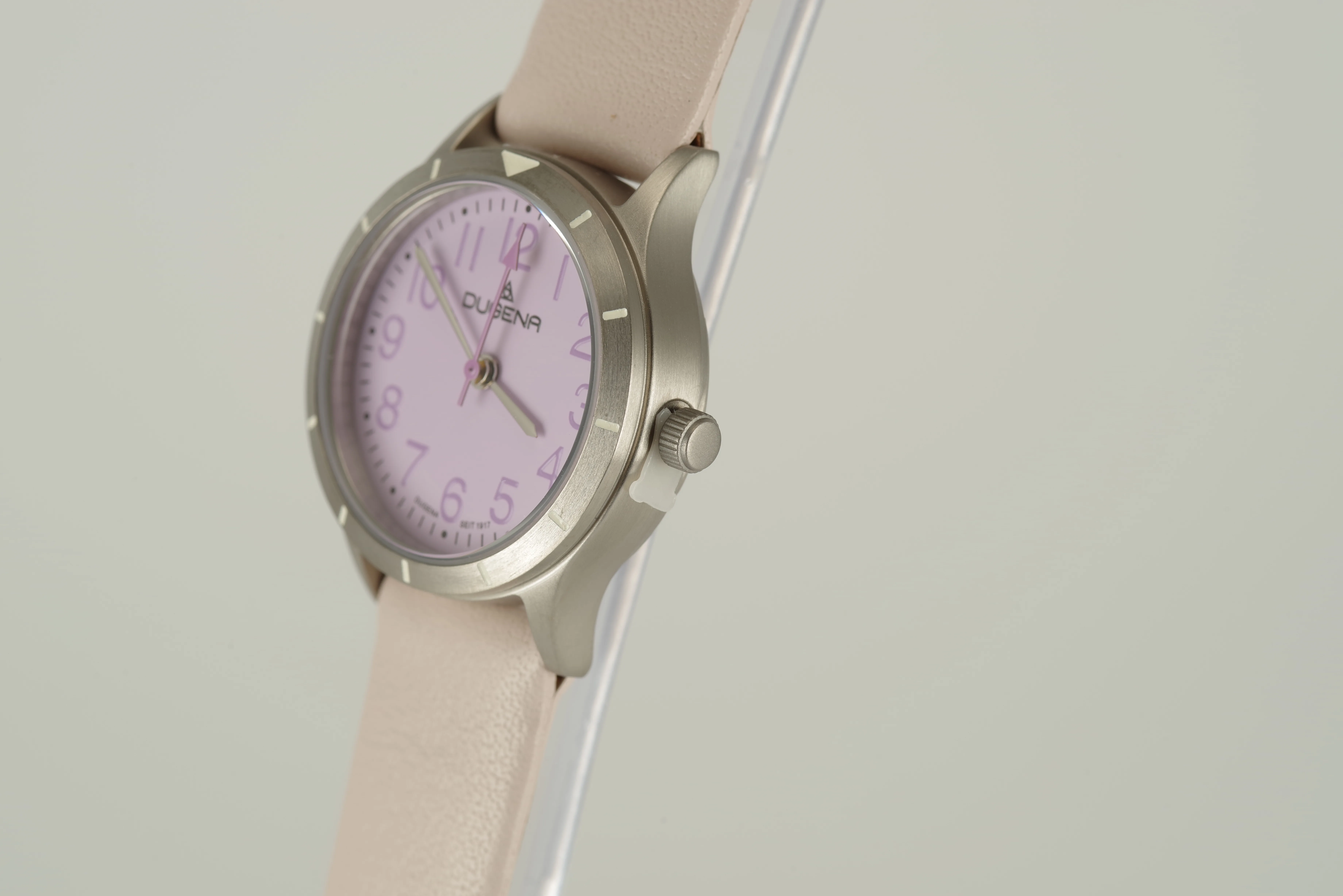 Feminine Dugena Armbanduhr Quartz Titan Mineralglas Kalbsleder Lila Beige