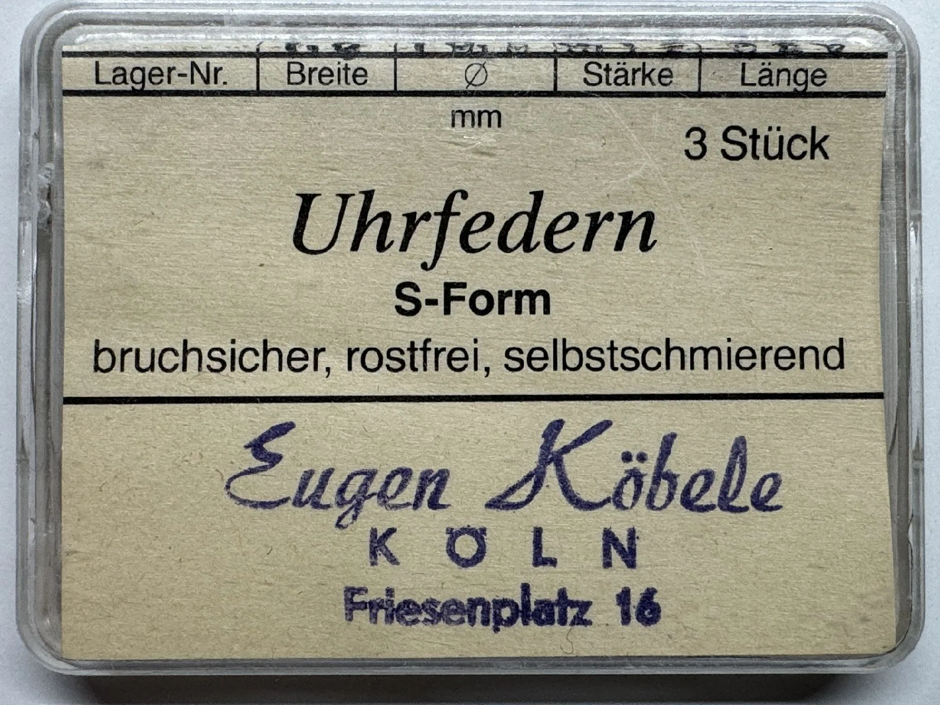 Uhrfedern S-Form Verpackung mit drei bruchsicheren, rostfreien und selbstschmierenden Uhrfedern in S-Form.