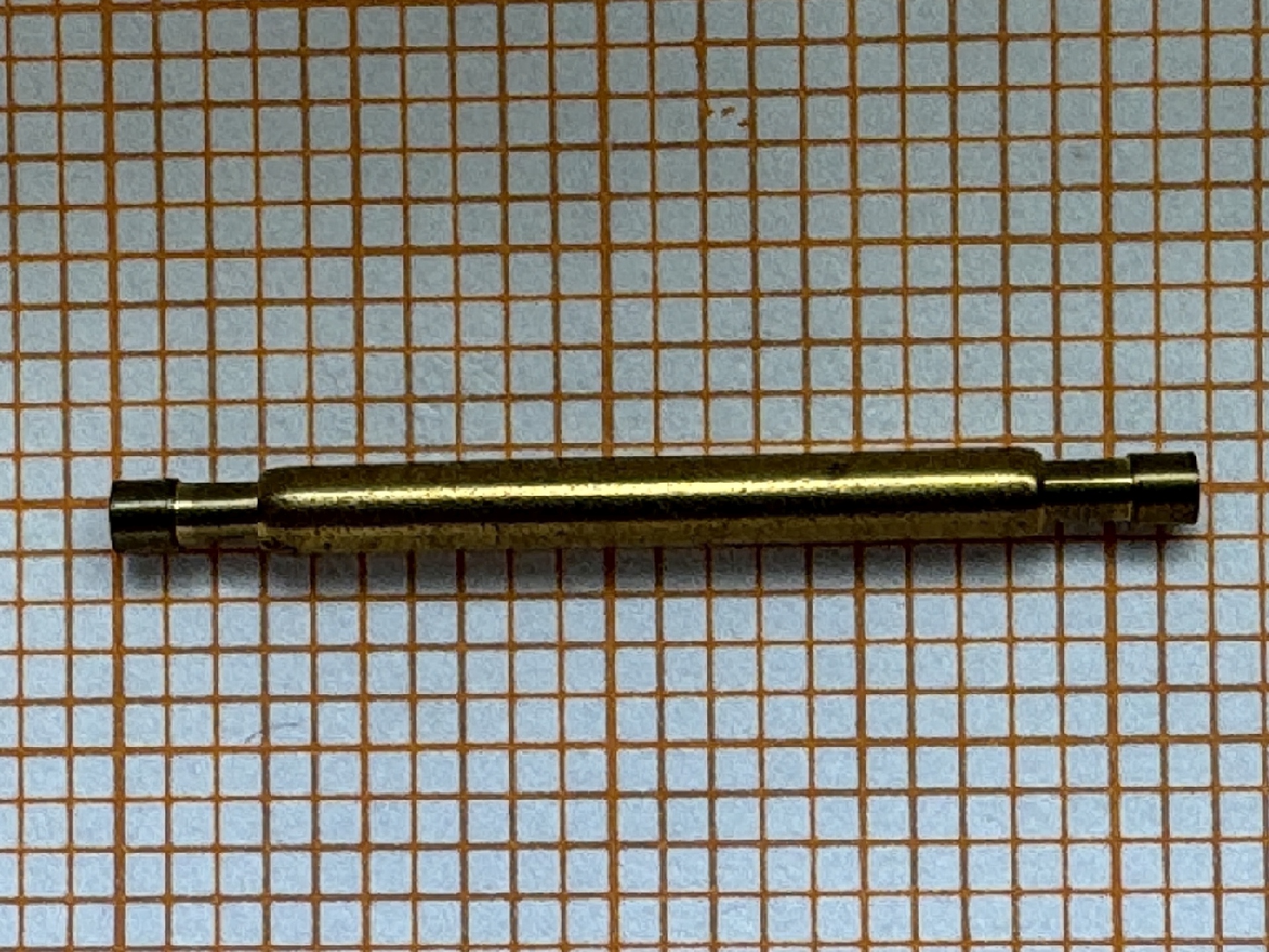 Zylindrische Aufzugswelle aus Metall für Uhren.