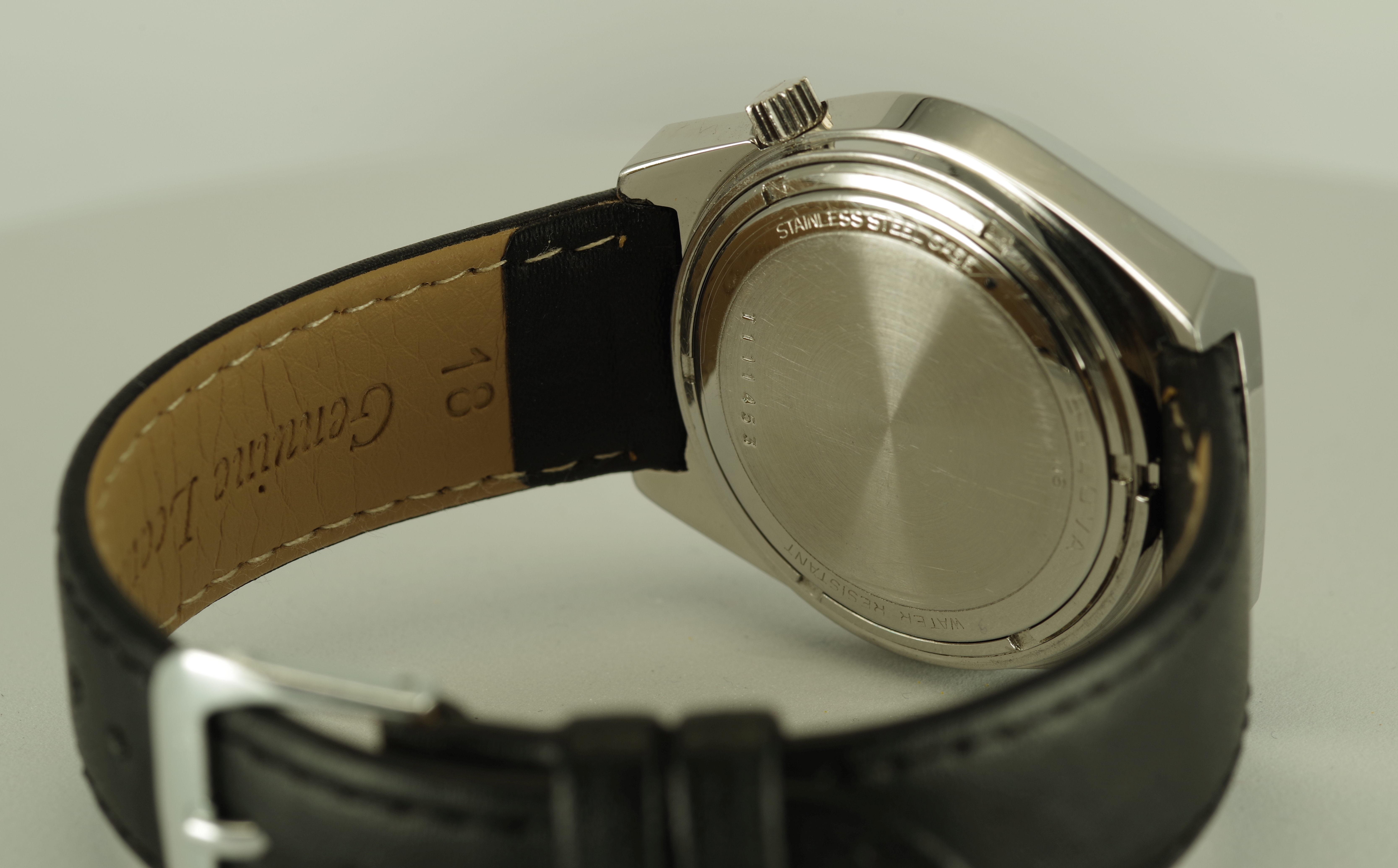 Bulova Accutron Day Date Herren Armbanduhr 1976 Facette