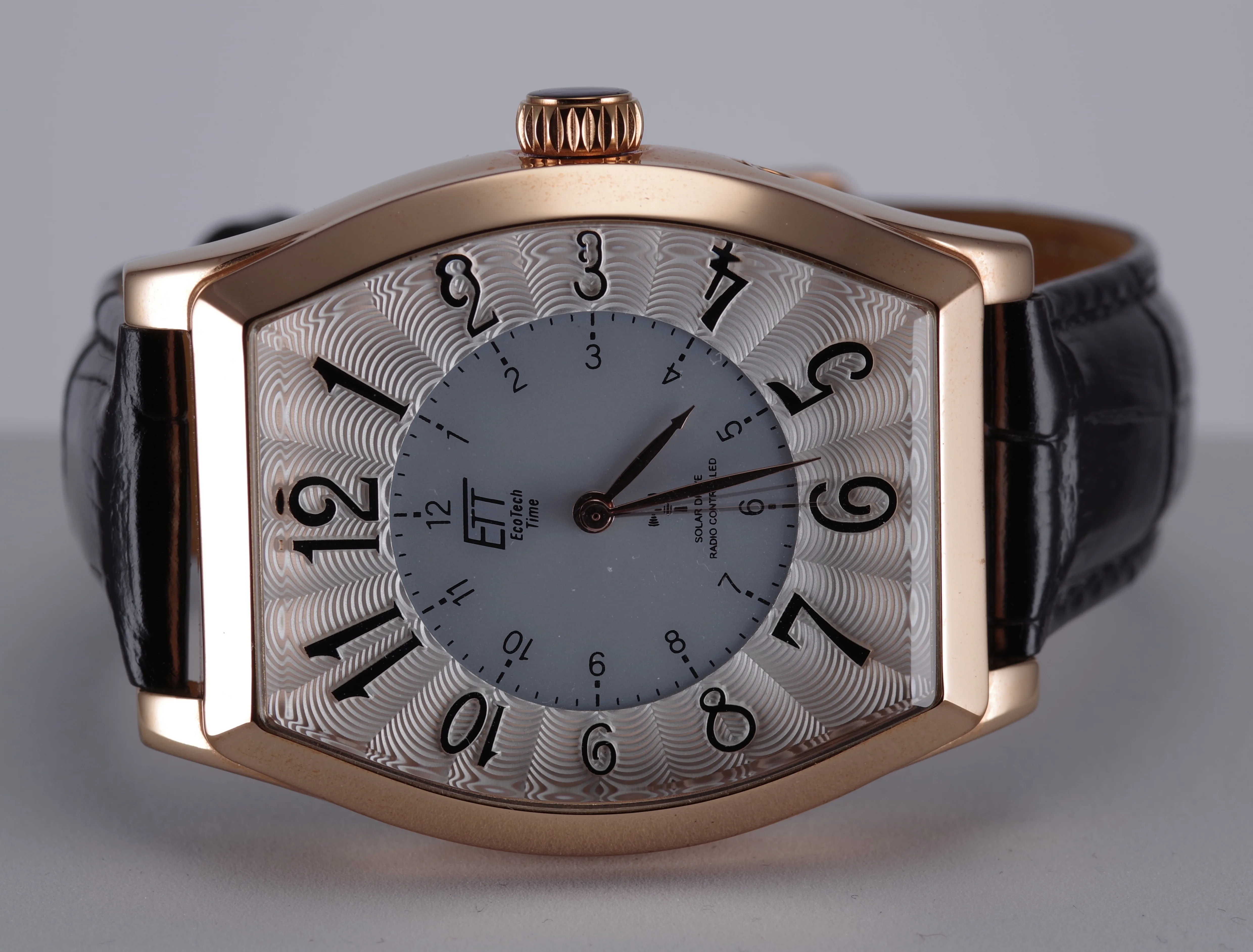 ETT Herren-Armbanduhr Funk Solar Quarz goldfarbenes Gehäuse schwarzes Armband