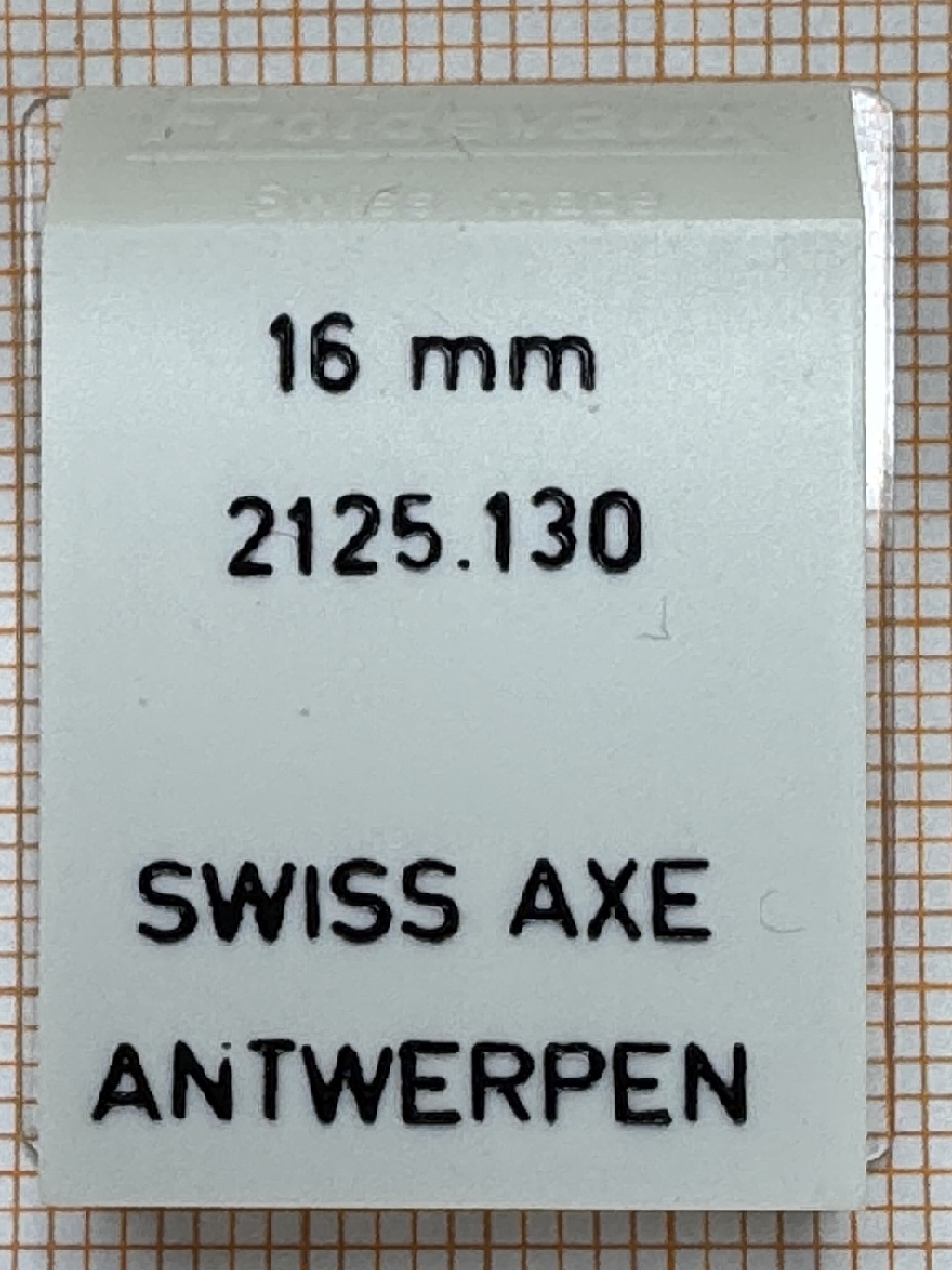 Verpackung für eine 16 Millimeter Swiss Axe Uhrenachse mit der Nummer 2125.130.