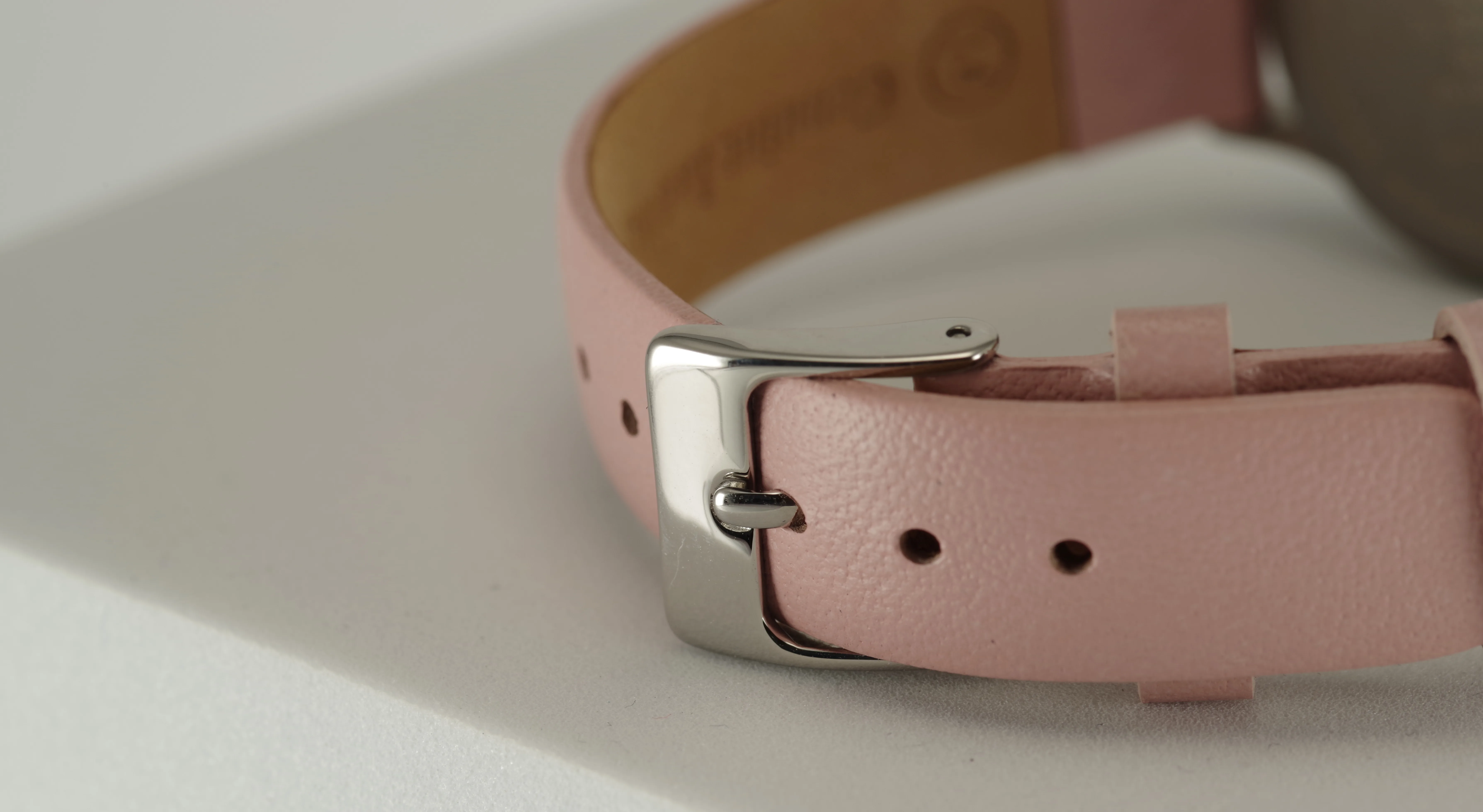 Feminine Dugena Armbanduhr Quartz Titan Mineralglas Kalbsleder Lila Rosa