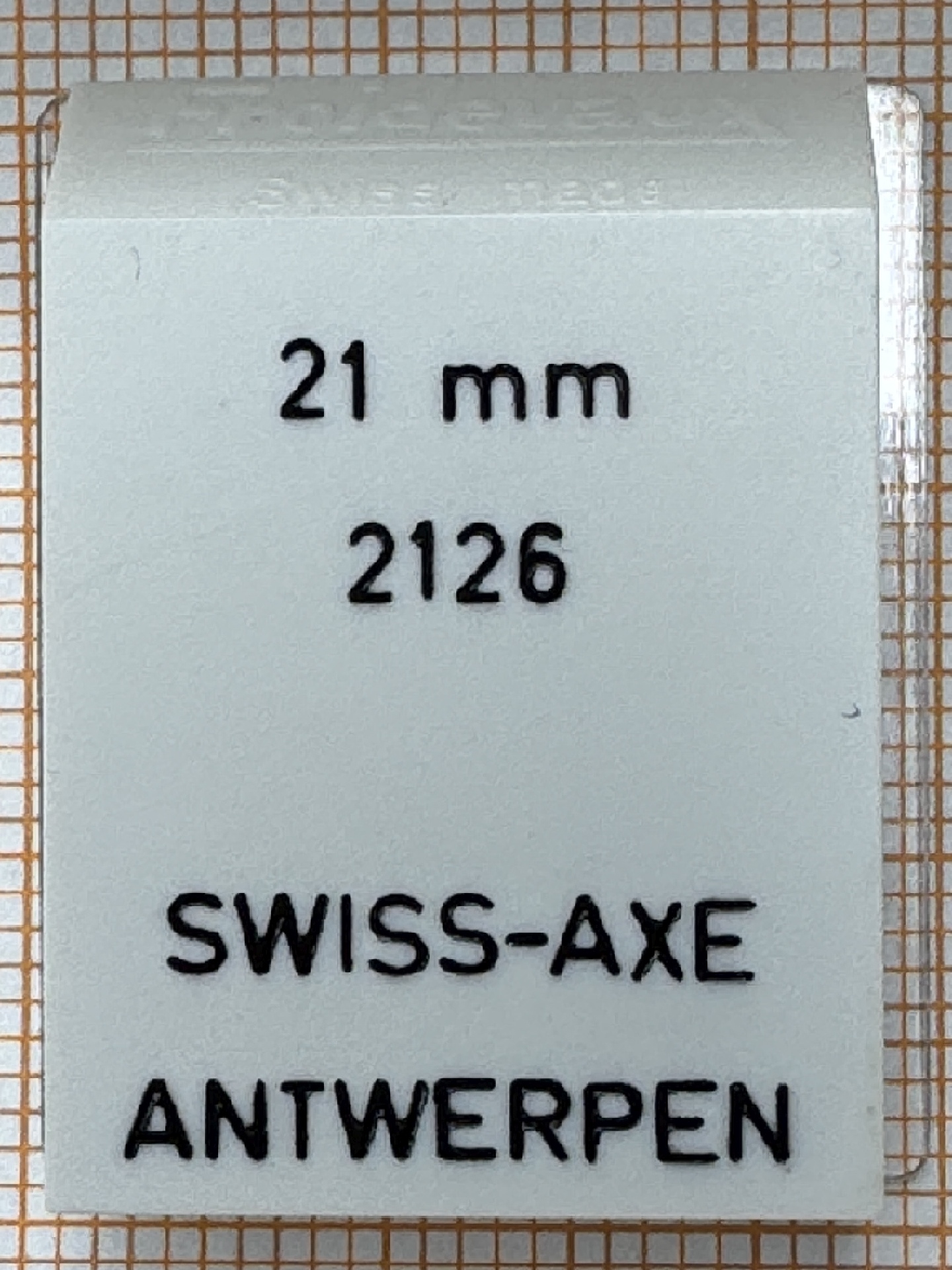 Verpackung für einen 21 Millimeter Federsteg von Swiss-Axe Antwerpen.