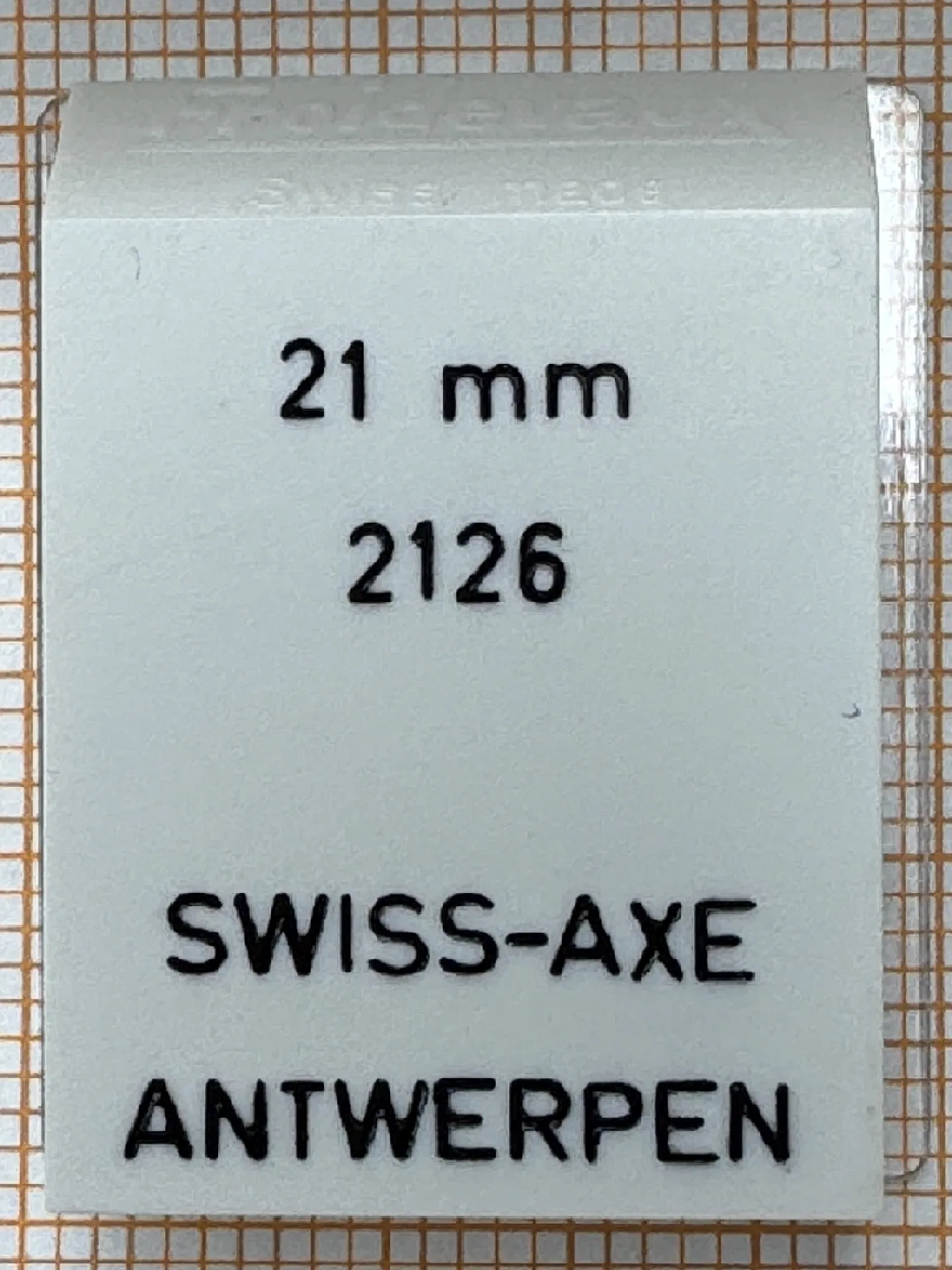 Verpackung für einen 21 Millimeter Federsteg von Swiss-Axe Antwerpen.