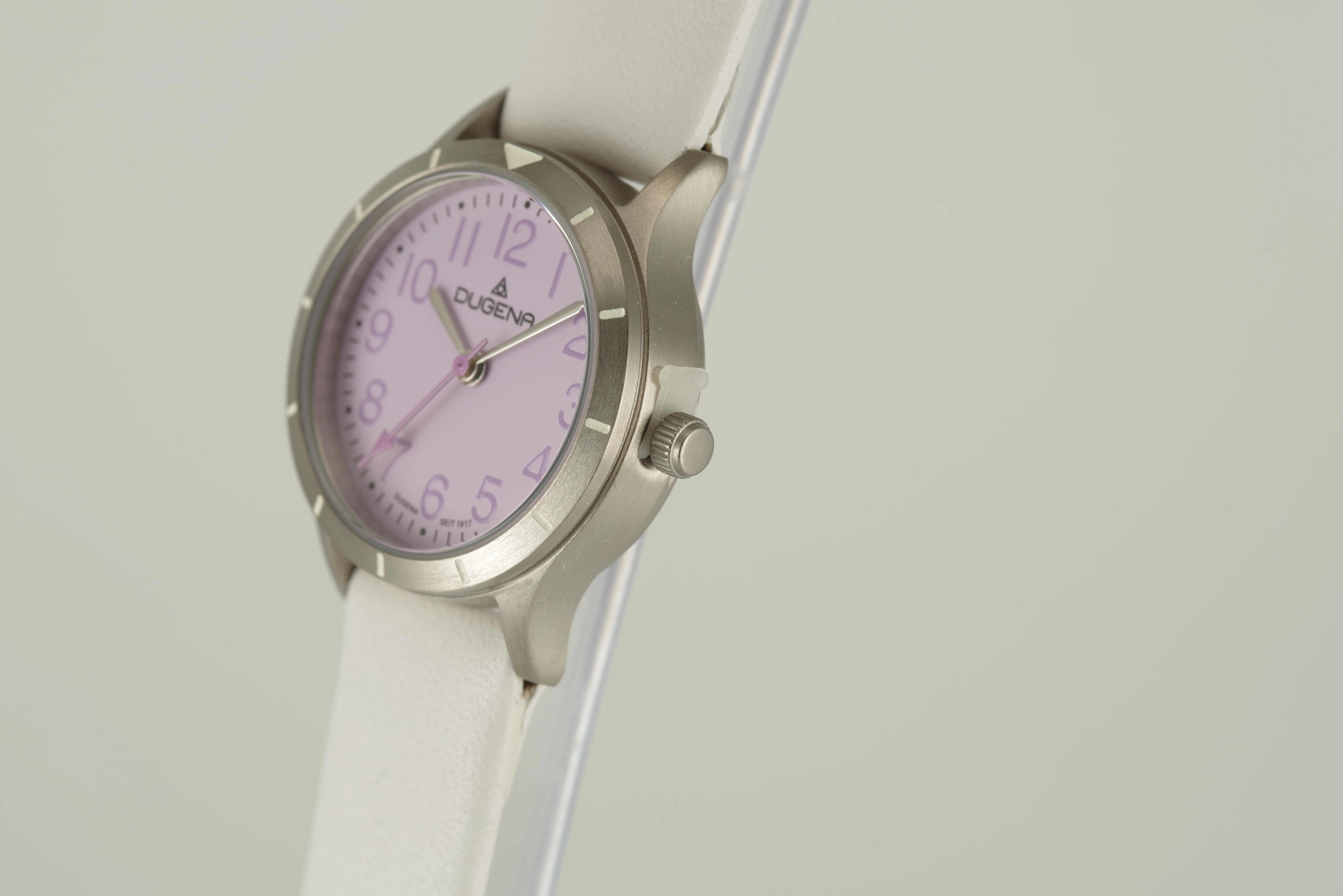 Feminine Dugena Armbanduhr Quartz Titan Mineralglas Kalbsleder Lila Weiss Feminine Dugena Armbanduhr Quartz Titan Mineralglas Kalbsleder Lila Weiss