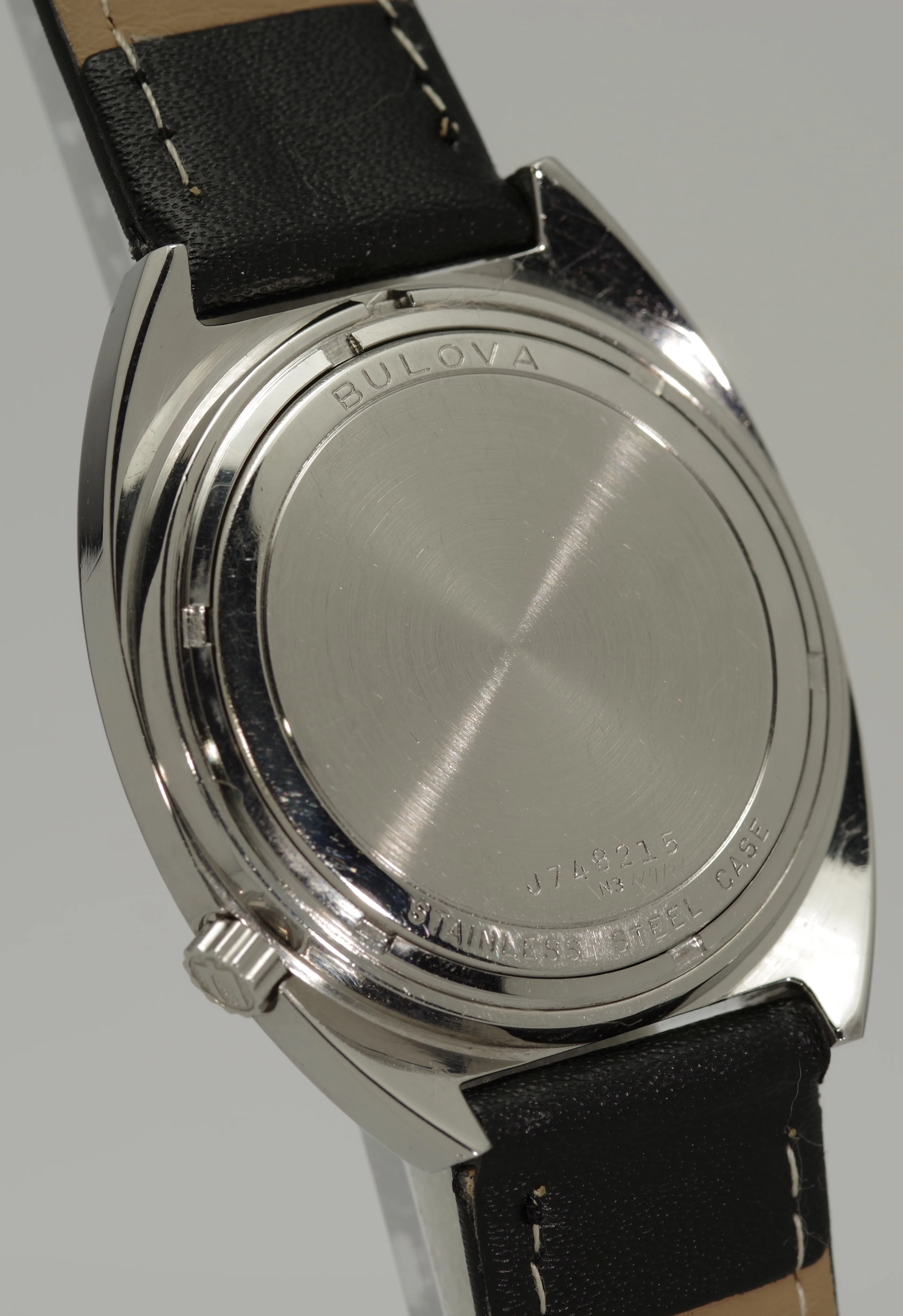 Bulova Accutron Day Date Jade 1973 Cal. 2182 1.35V