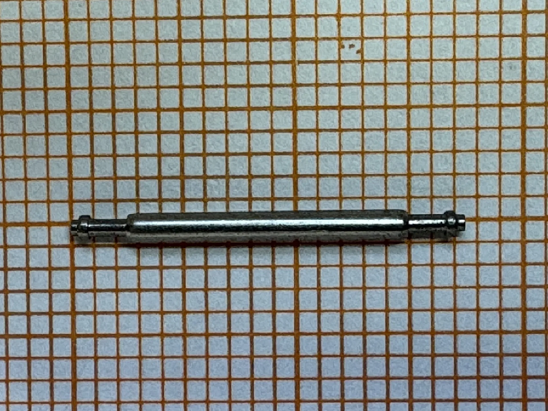 Federsteg Metall Metallener Federsteg für Uhrenarmbänder.