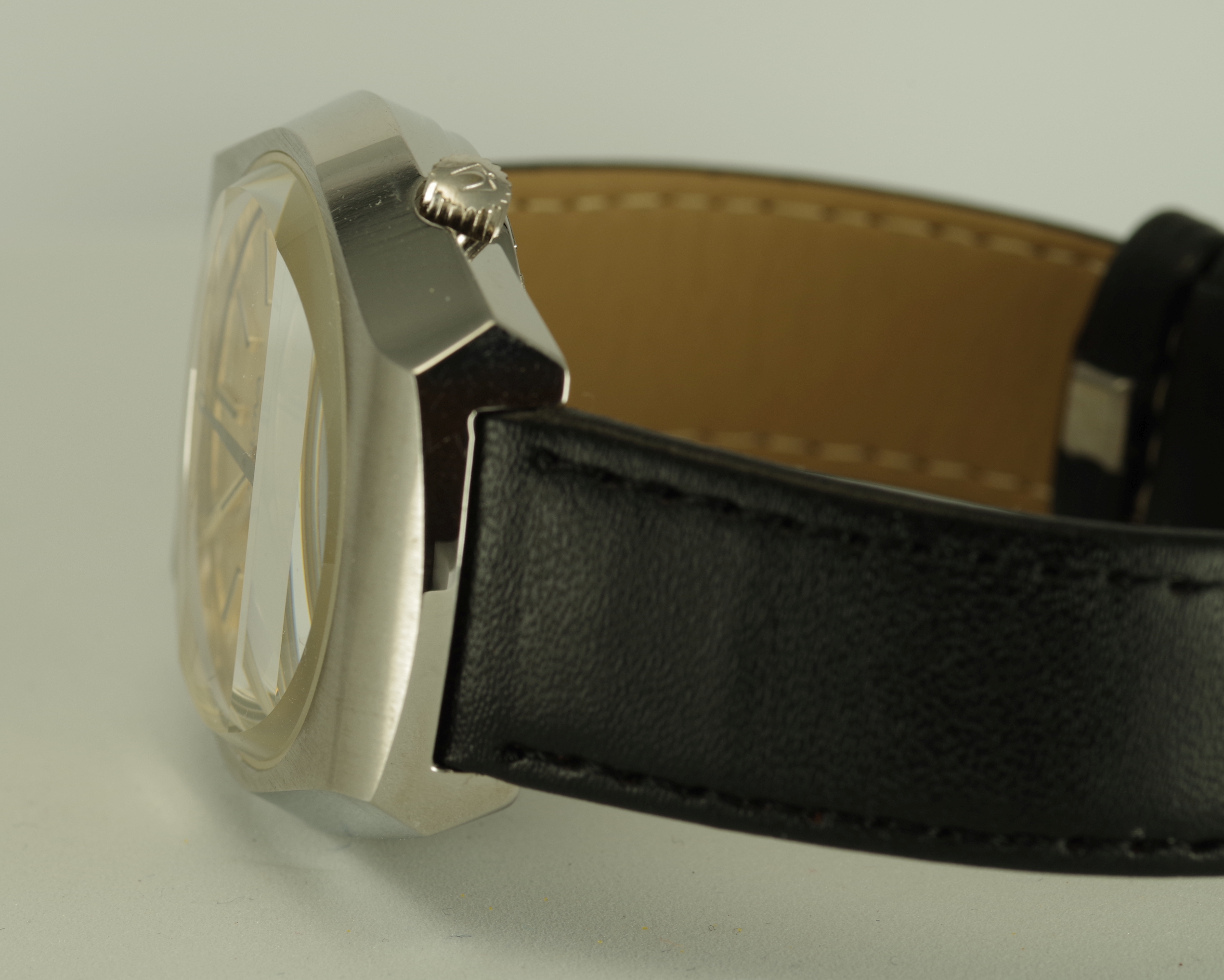Bulova Accutron Day Date Herren Armbanduhr 1976 Facette