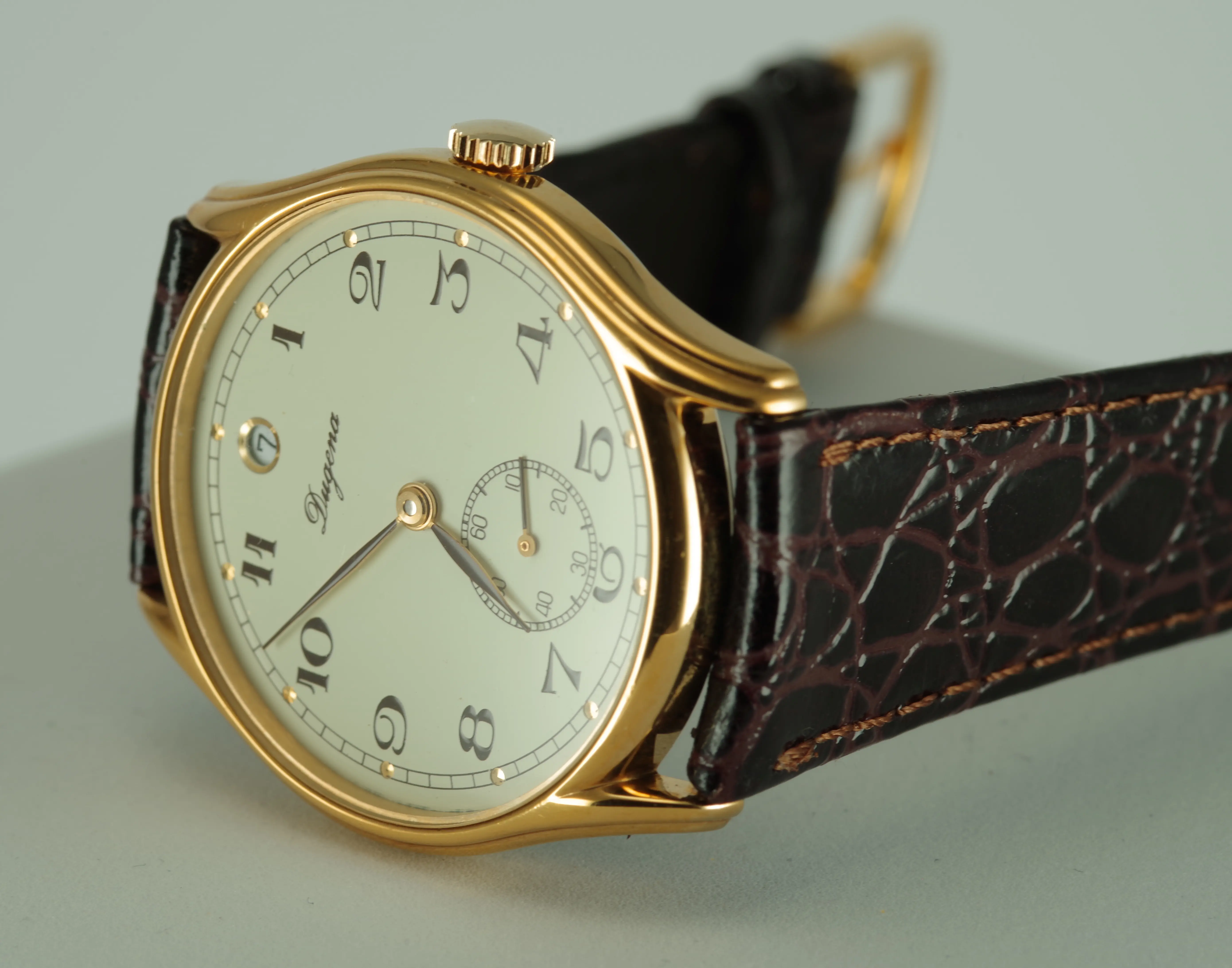 Dugena Vintage Handaufzug Unisex Datum bei 12 Uhr