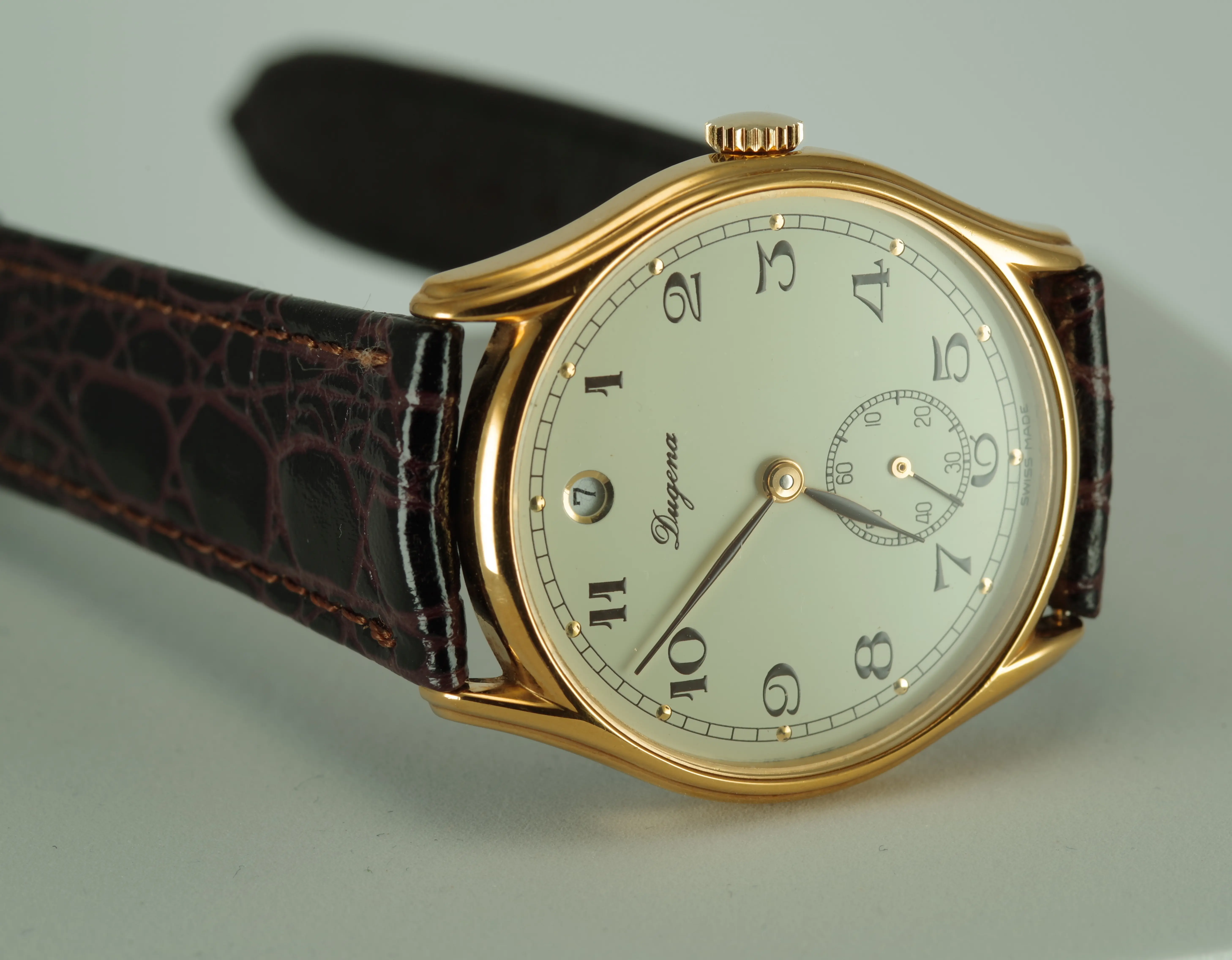 Dugena Vintage Handaufzug Unisex Datum bei 12 Uhr Dugena Vintage Handaufzug Unisex Datum bei 12 Uhr