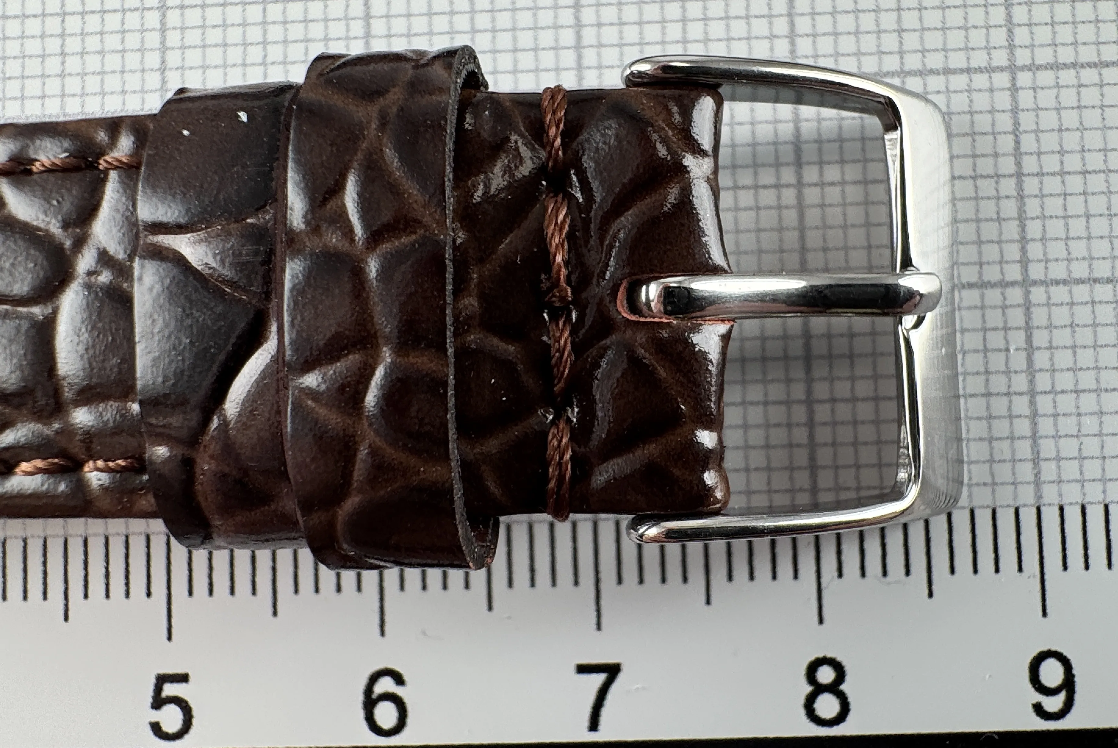 Uhrenarmband Leder 18mm braun - Kalbsleder mit Krokodilstruktur - 16mm Edelstahl Uhrenarmband Leder 18mm braun - Kalbsleder mit Krokodilstruktur - 16mm Edelstahl