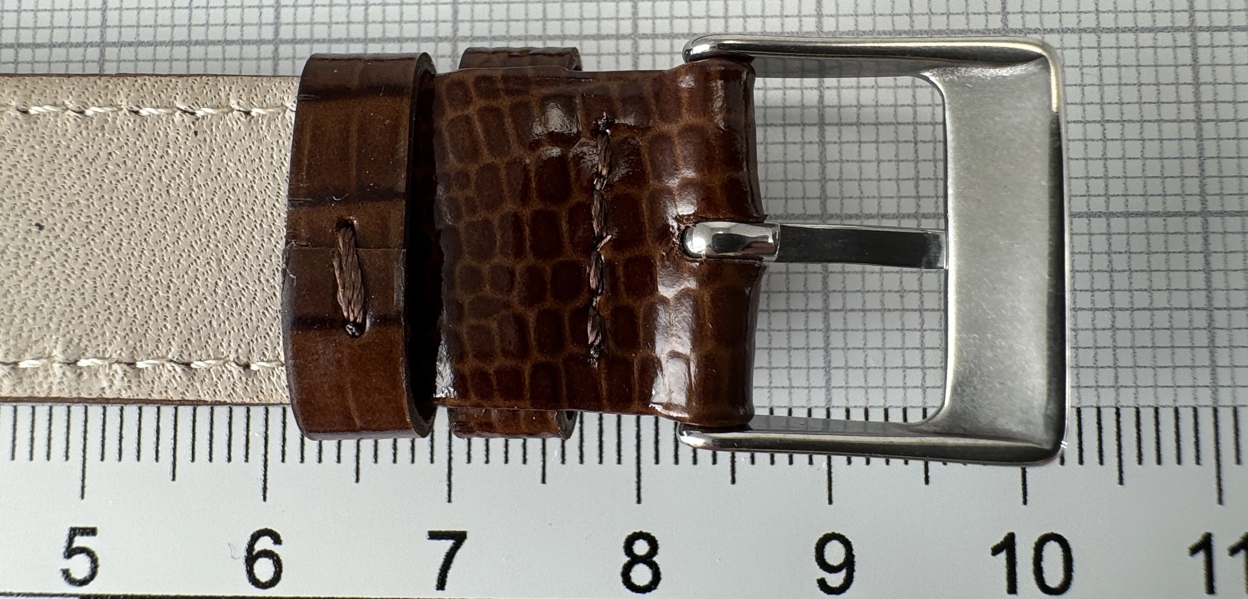Uhrenarmband XL Leder 18mm braun - Kalbsleder mit Krokodilstruktur - 16mm Edelstahl Uhrenarmband XL Leder 18mm braun - Kalbsleder mit Krokodilstruktur - 16mm Edelstahl