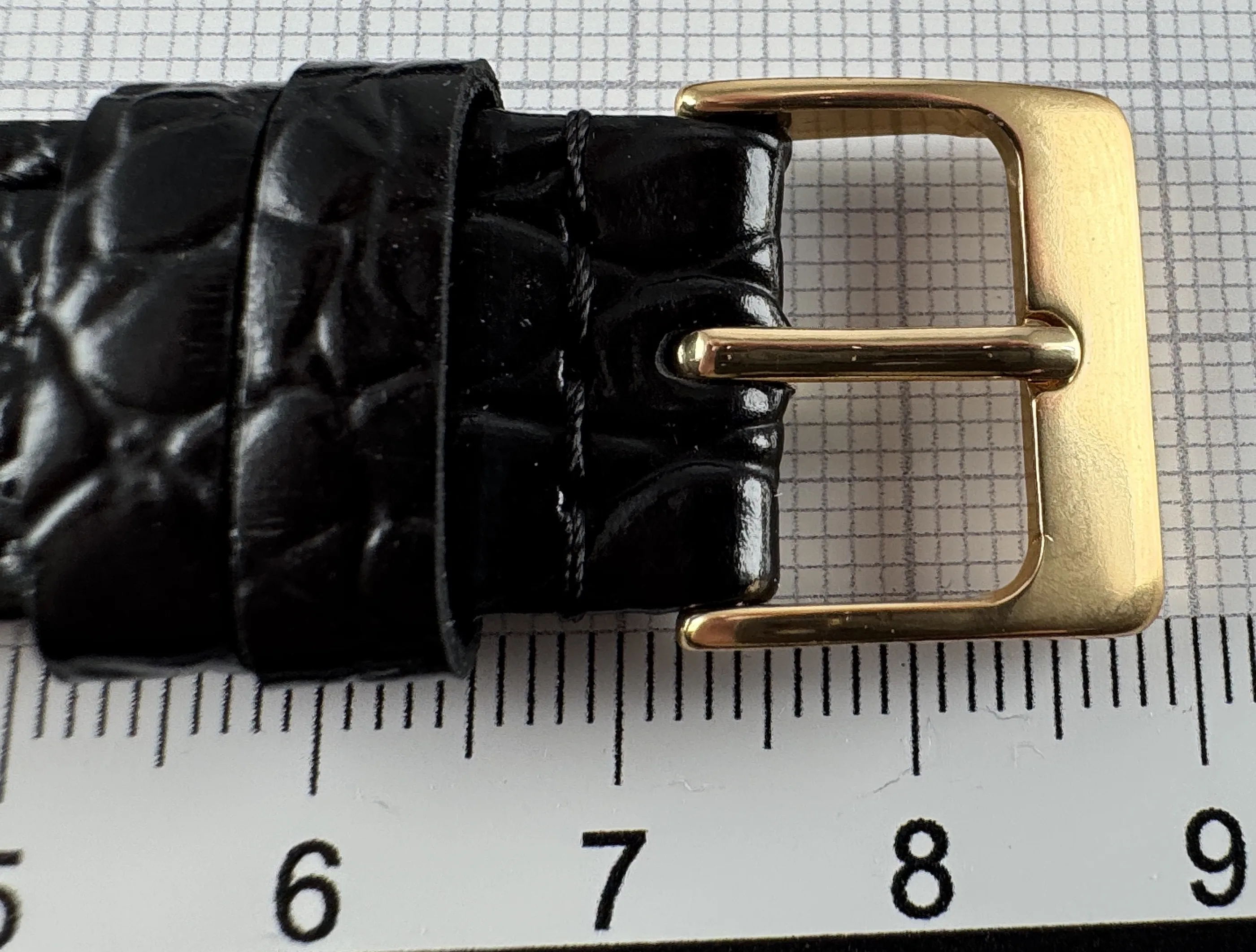 Uhrenarmband Leder 18mm schwarz - Kalbsleder mit Krokodilstruktur - 16mm vergoldet Uhrenarmband Leder 18mm schwarz - Kalbsleder mit Krokodilstruktur - 16mm vergoldet