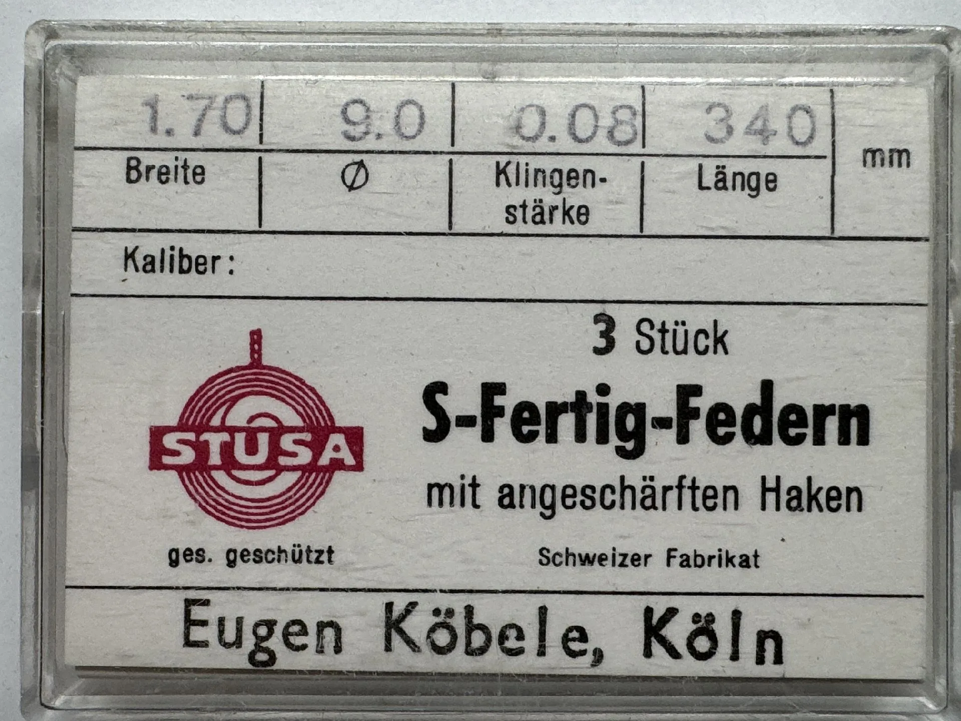 S-Fertig-Federn Set Set mit drei S-Fertig-Federn für Uhren mit angeschärften Haken in transparenter Verpackung.