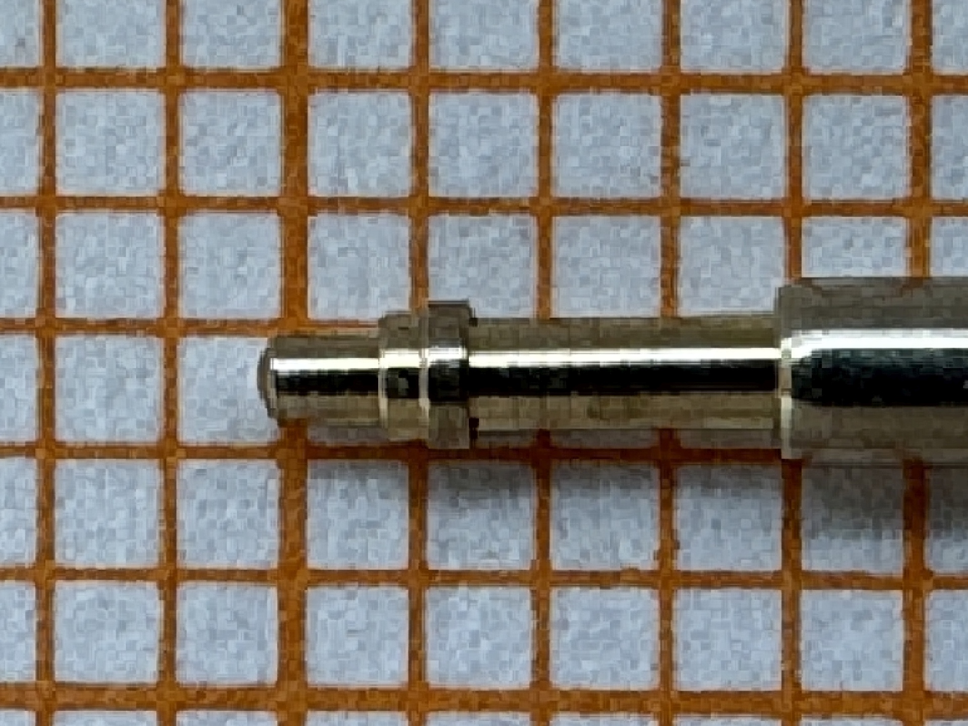 Metallener Federsteg für Uhrenarmbänder.