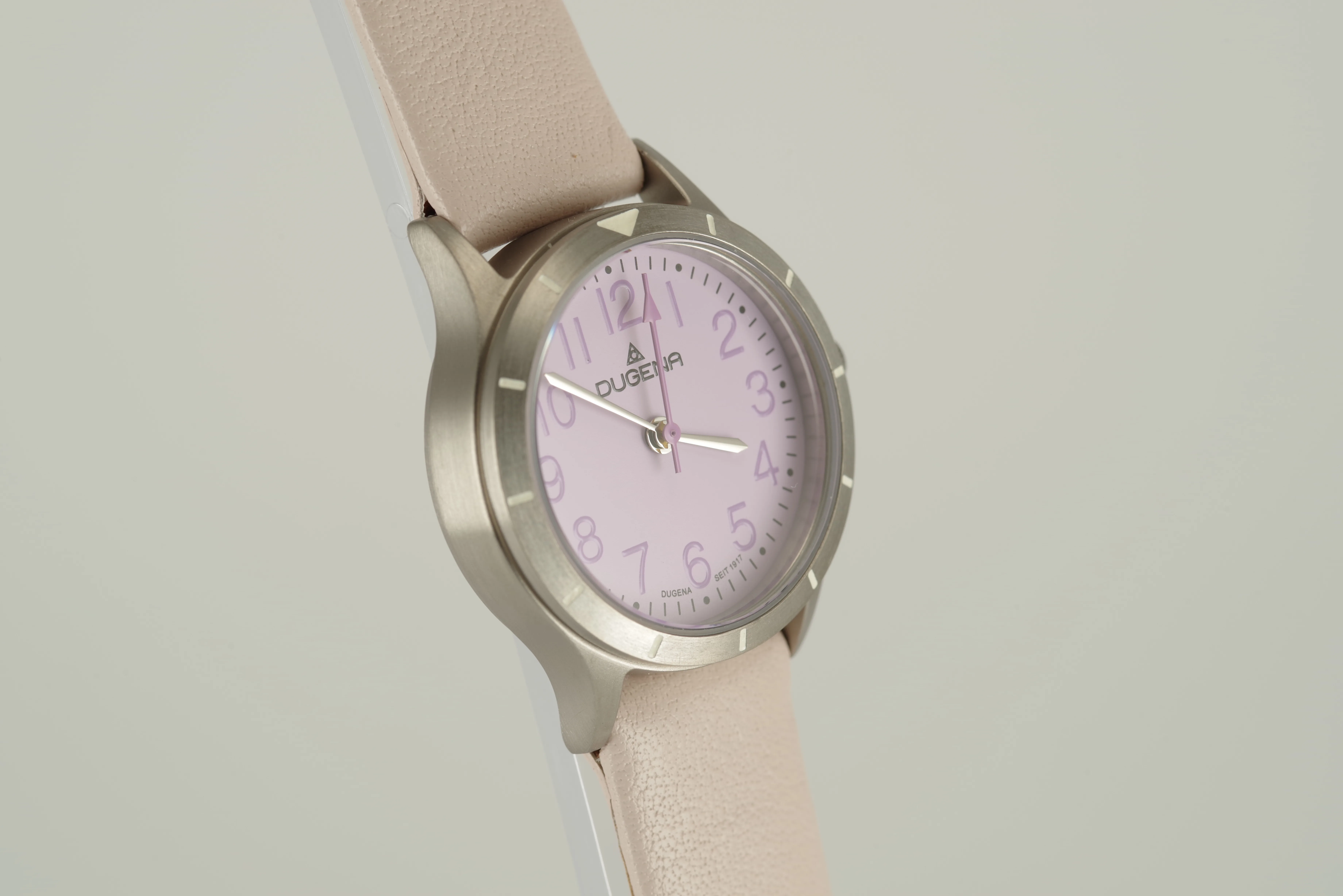 Feminine Dugena Armbanduhr Quartz Titan Mineralglas Kalbsleder Lila Beige Feminine Dugena Armbanduhr Quartz Titan Mineralglas Kalbsleder Lila Beige