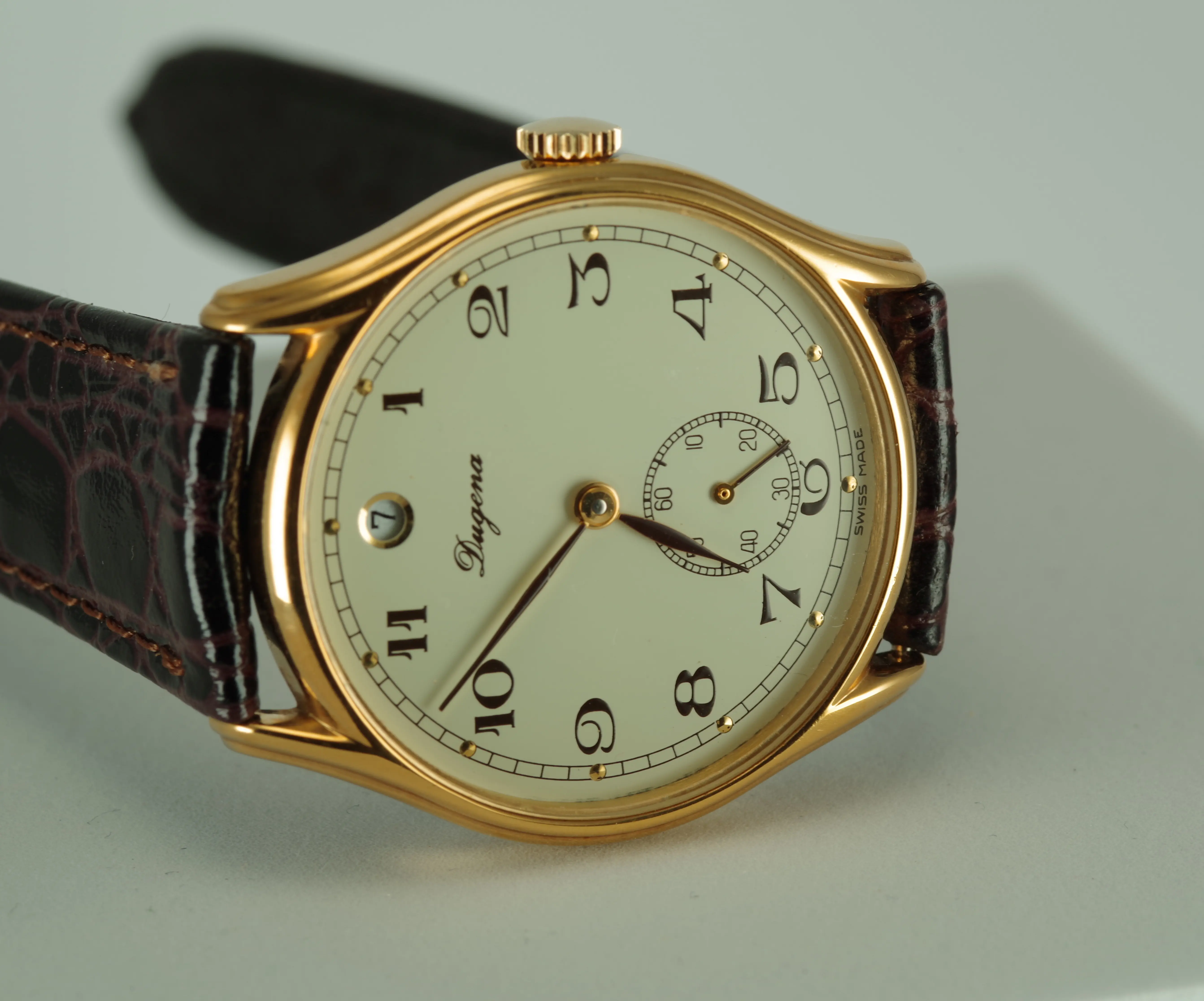 Dugena Vintage Handaufzug Unisex Datum bei 12 Uhr